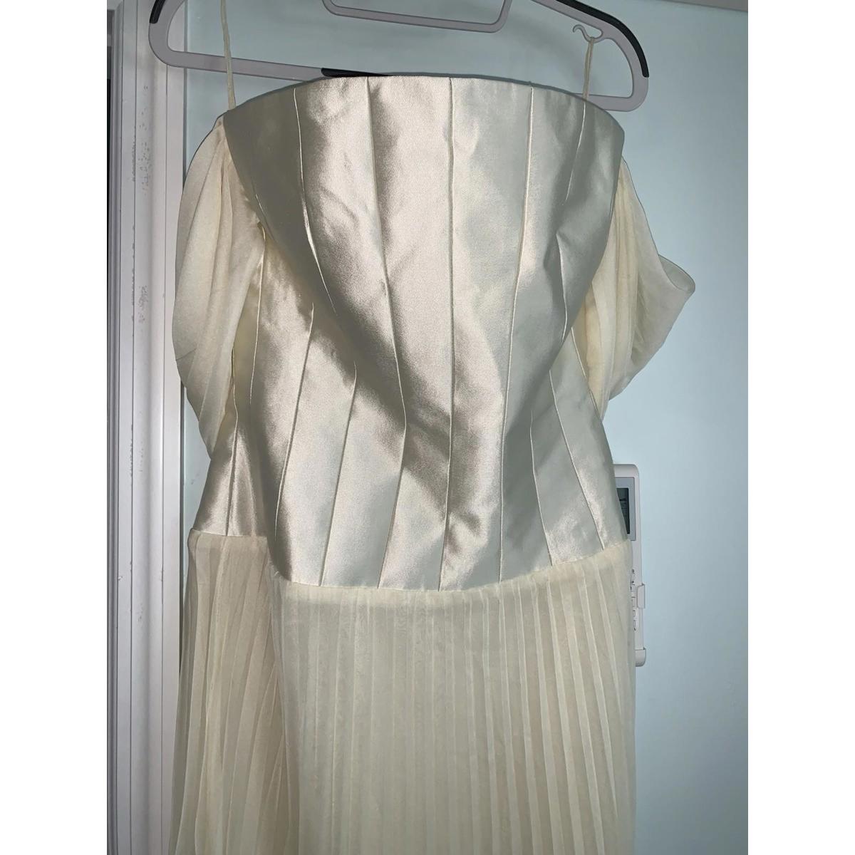 21six $1,732 Taffeta Pleated Off Shoulder Maxi Dress Gown Size Us Small Beige — image 6 of 8